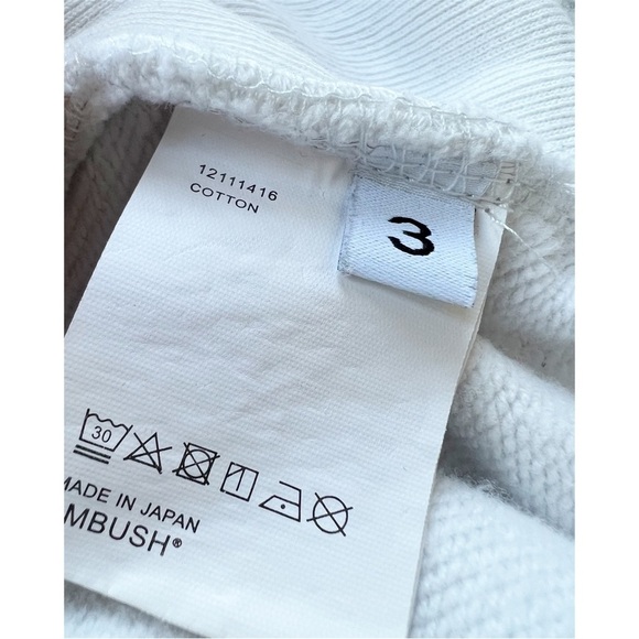 /19 Ambush A Mortal With The Potential Of A Super Human Crewneck Sweatshirt Sz 3 - Picture 5 of 8